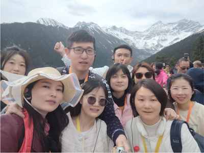 Sichuan Trip of VICUT Sales Team