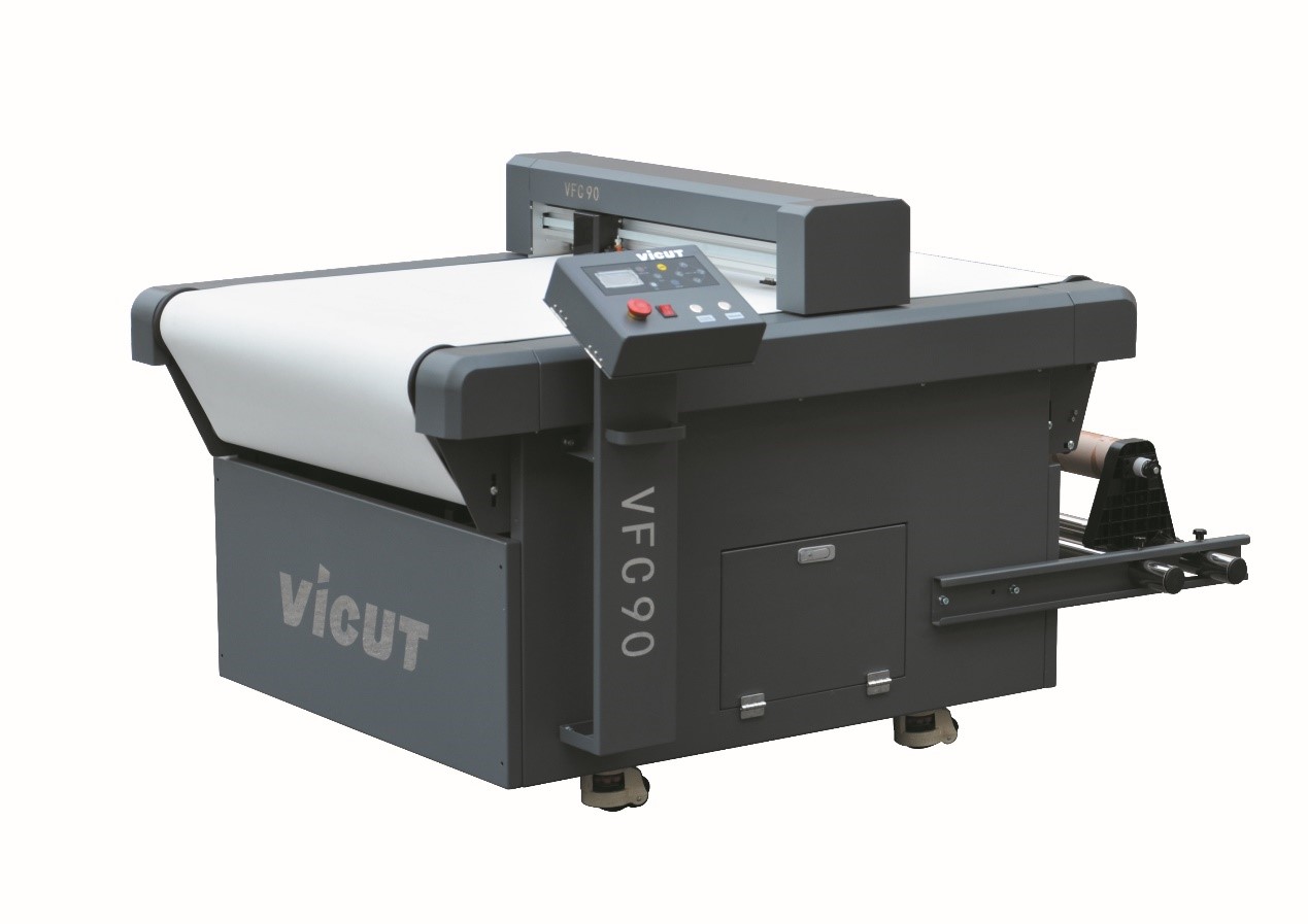 VICUT DTF cutter VFC90 in Europe