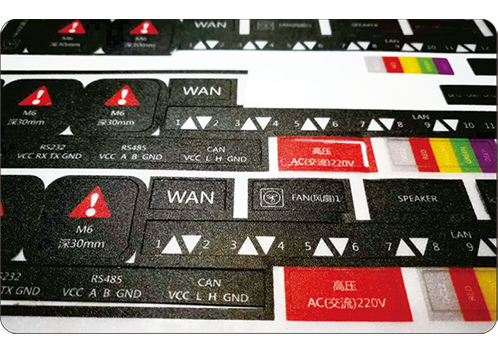 Dual Heads Roll Feeding Digital Flatbed Cutting Machine