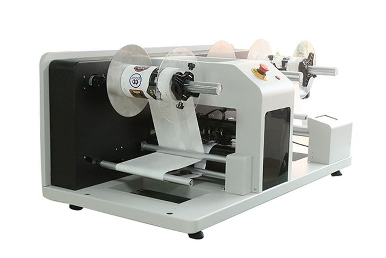 Roll-to-Roll vs Roll-to-Sheet Label Cutting Roll-to-Roll vs Roll-to-Sheet Label Cutting