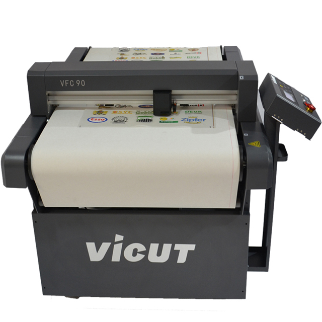 VFC90 DTF flatbed cutting machine