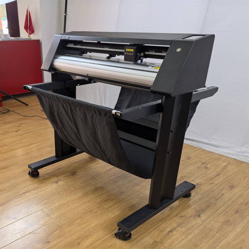 Roll feed Vinyl Cutter VC80